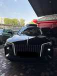 Hongqi E HS9 EV srochno sotiladi
