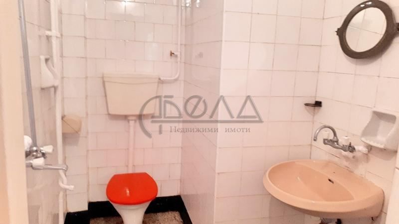 Продава се Двустаен апартамент в София, Банишора - 61 кв.м за 2705 €/кв.м - Снимка #7