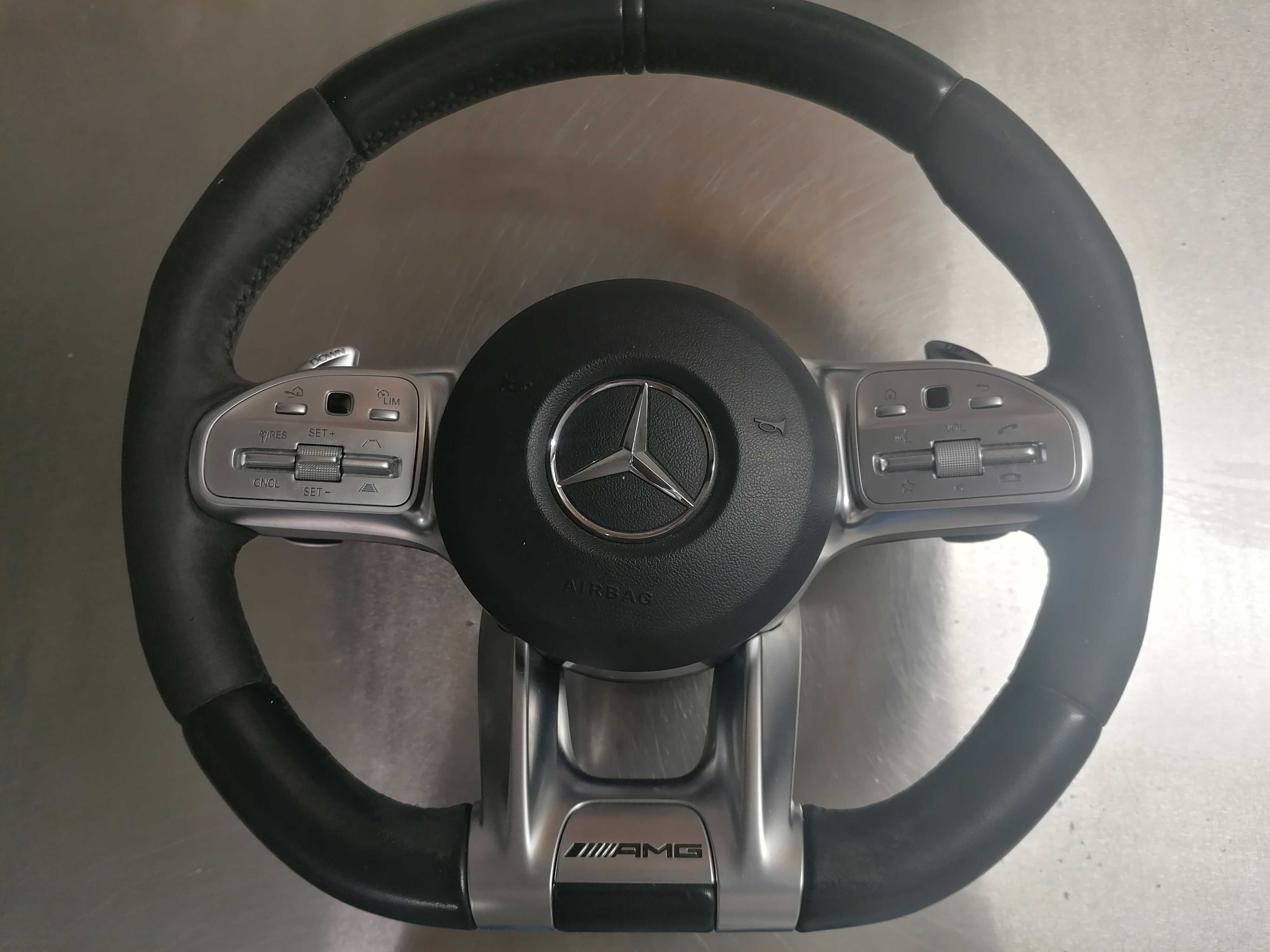 Волан Мерцедес AMG