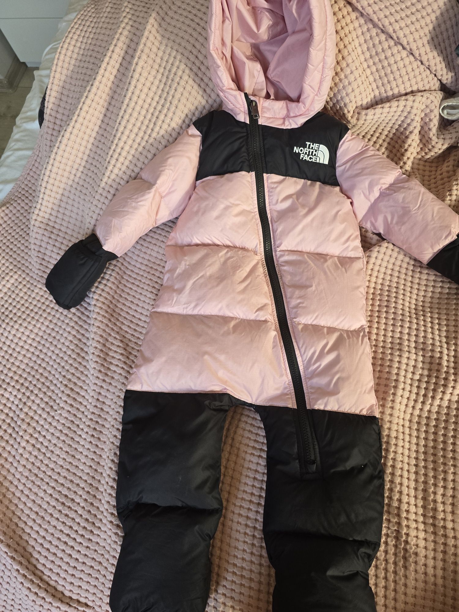 Пухен космонавт The North Face