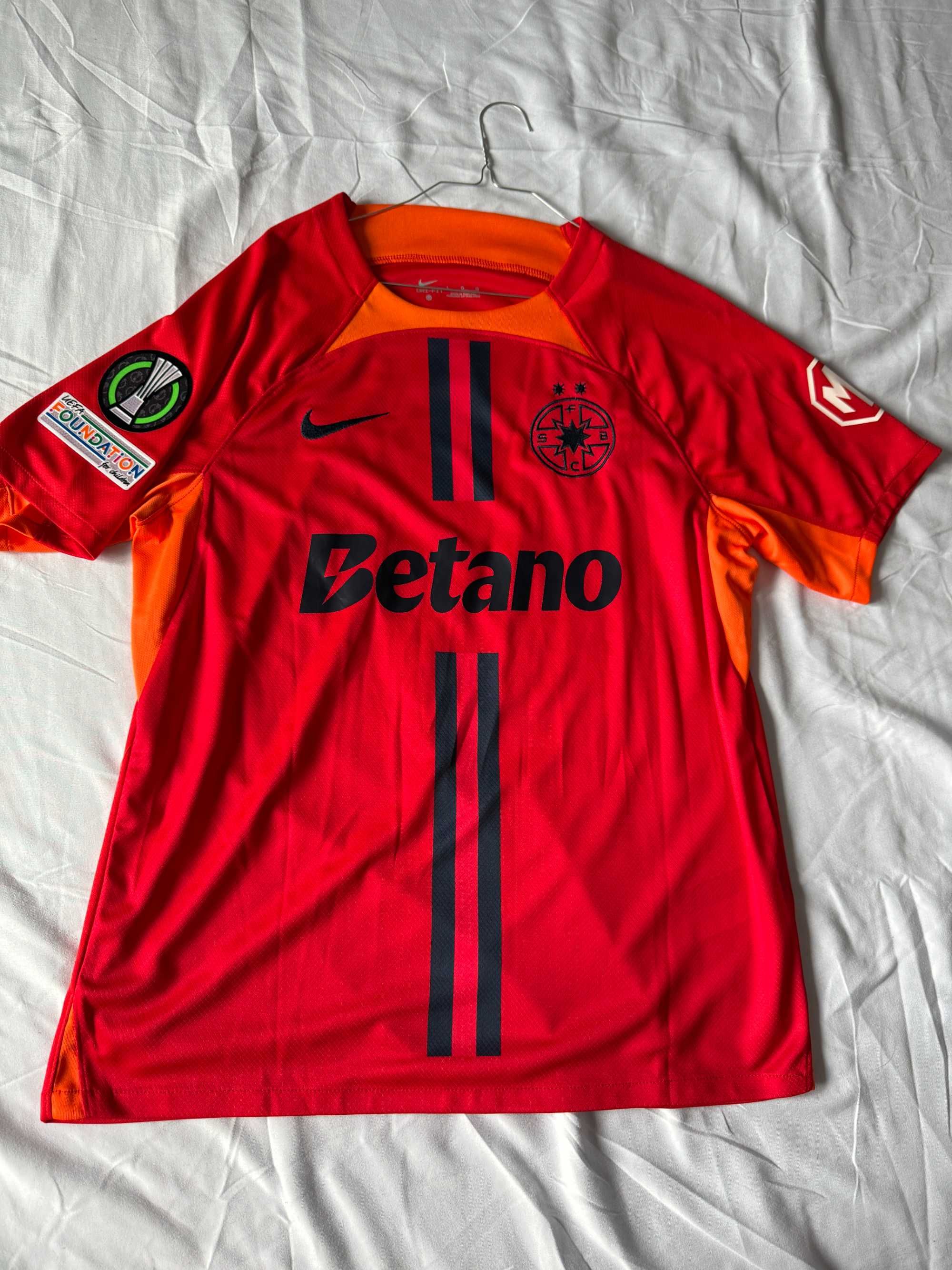 Tricou Steaua FCSB Birligea conference league fotbal