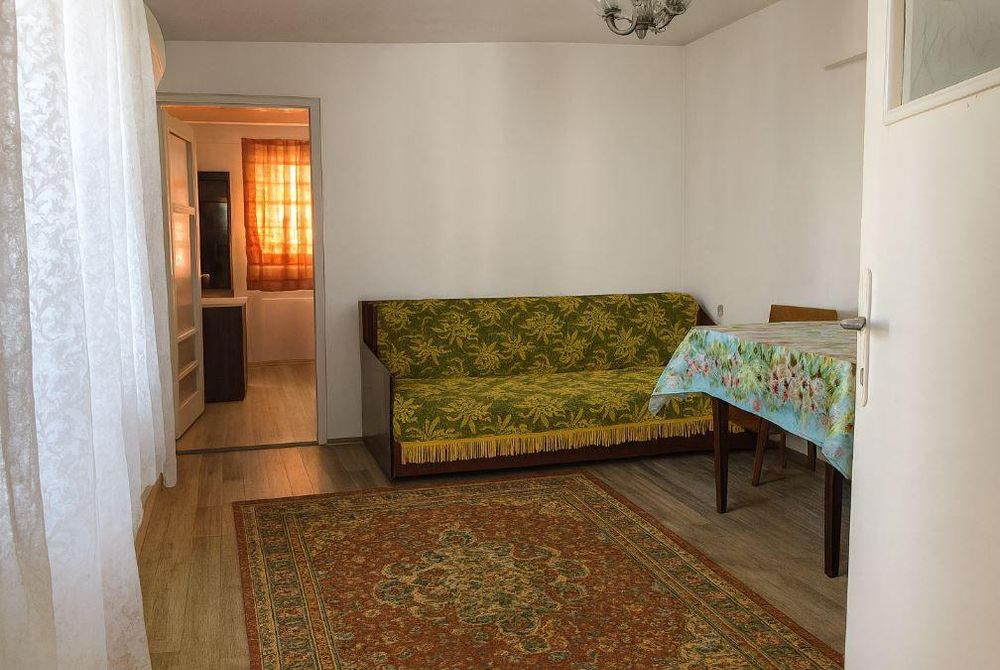 Етаж от къща в района на Христо Ботев!