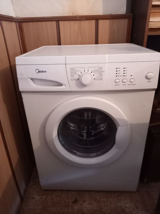 Пералня Midea 3 кг.