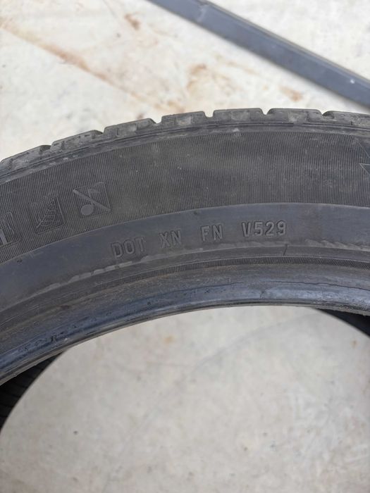 Pirelli 285/45R21 - Stare foarte buna, livrare rapida, garantie!