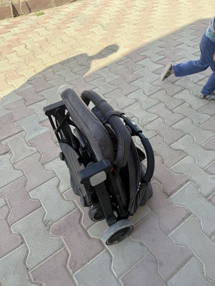 Продам детскую коляску