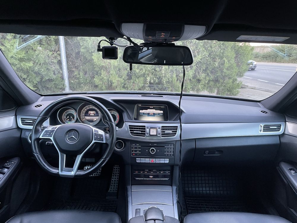 Mercedes Benz E class