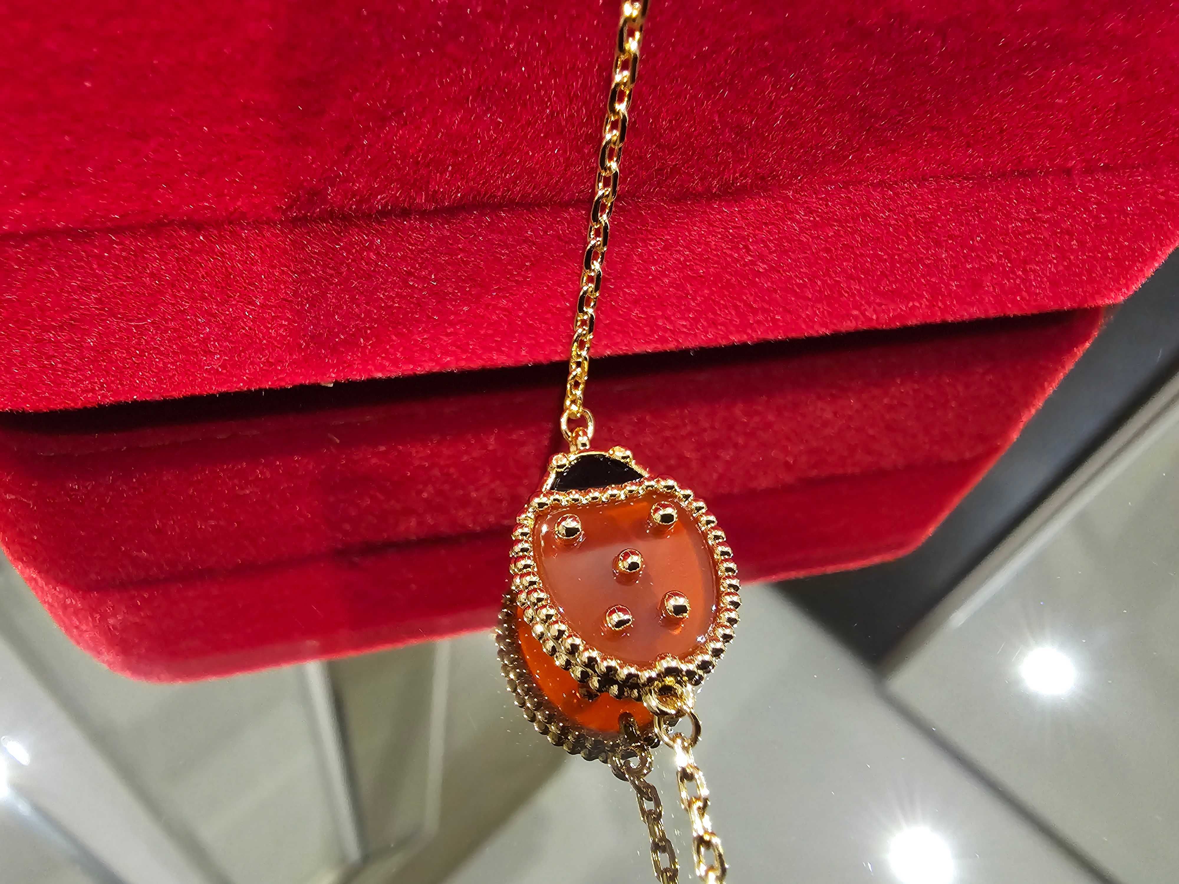 Van Cleef & Arpels VCA Rose Gold Lucky Spring Ladybug Дамска Гривна