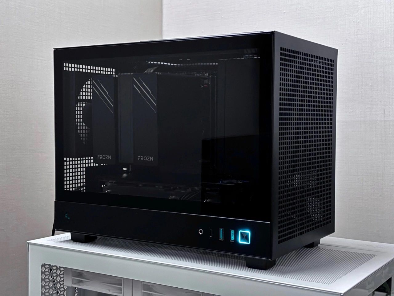 ПК мини ITX i5 14400, RTX 5060 TUF, 32 DDR5, 2Tb ssd, 750w gold sfx