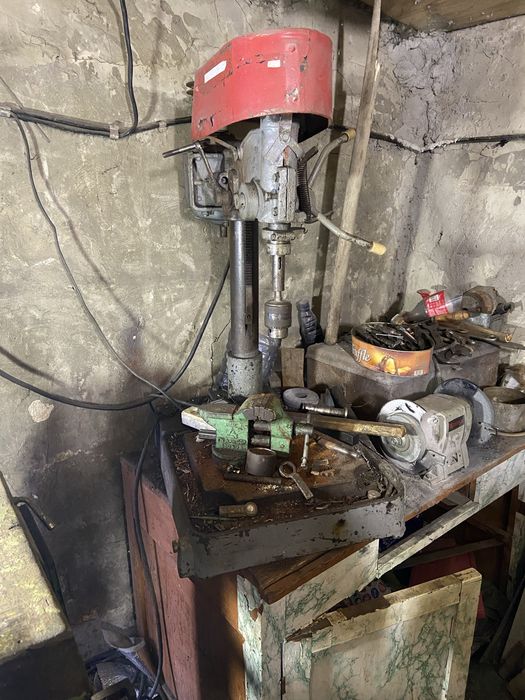 Сверлильный станок