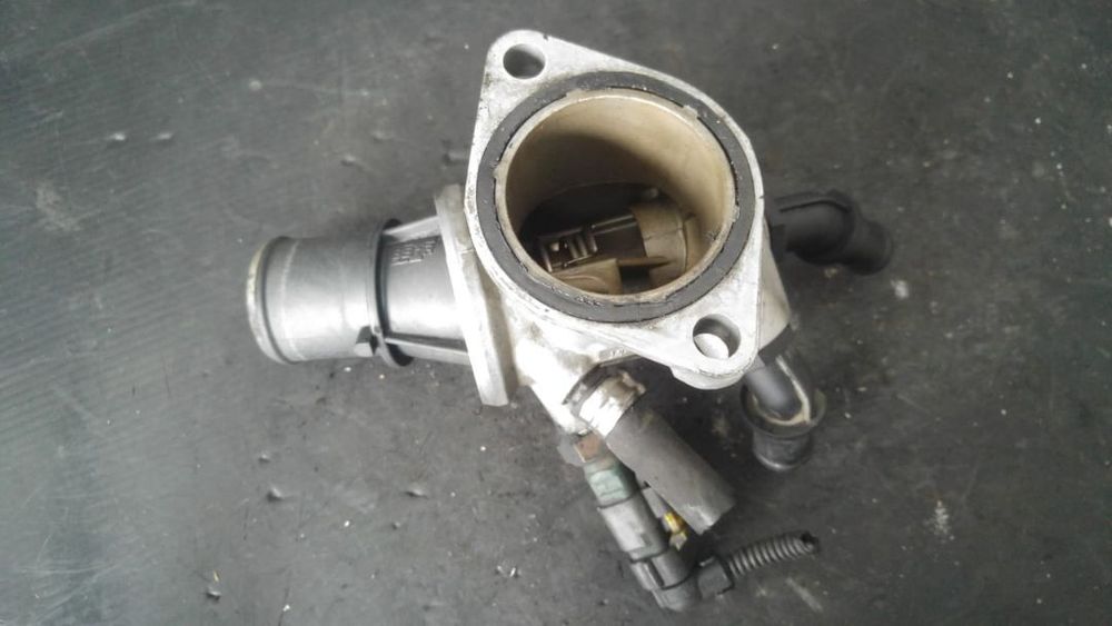 Termostat 1.9 tid z19dth saab 9-3 55187784
