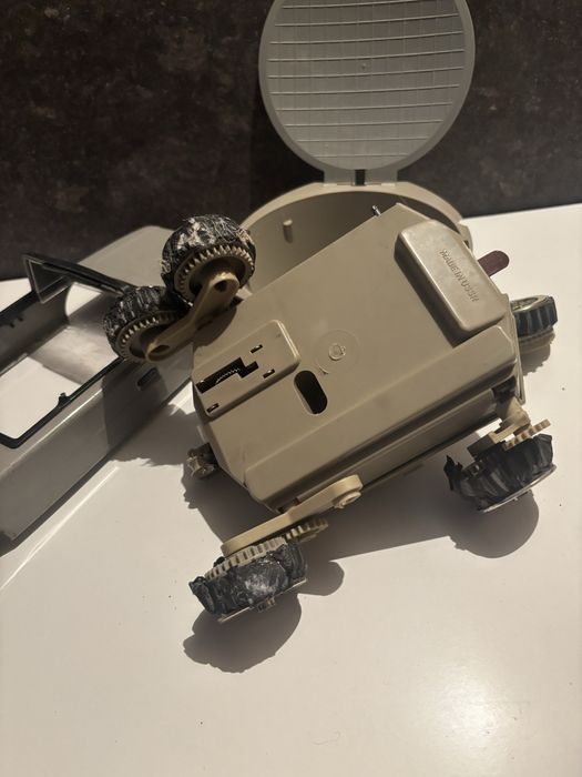 Стари детски играчки за части