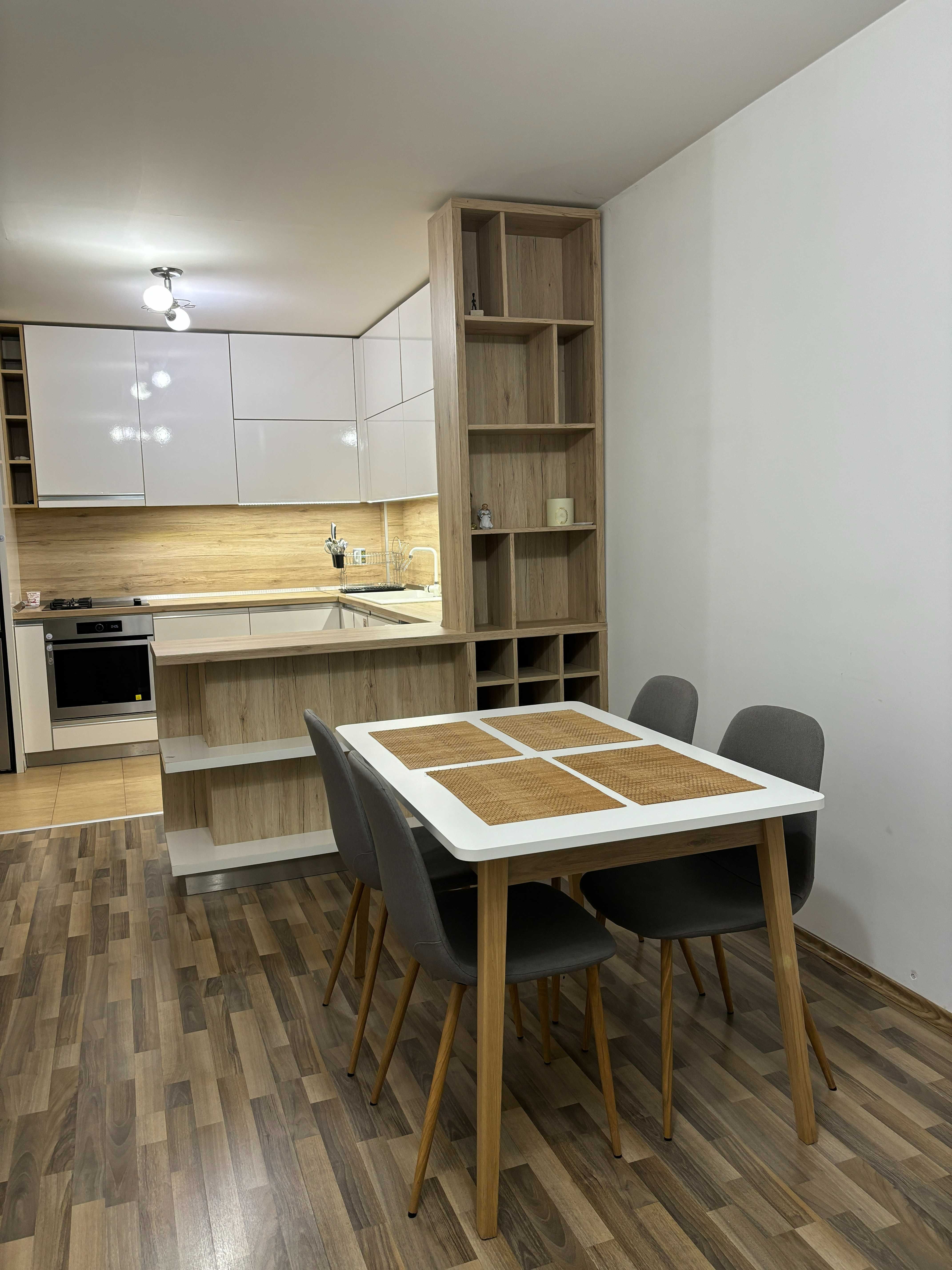 ПРОДАВАМ 3 стаен апартамент