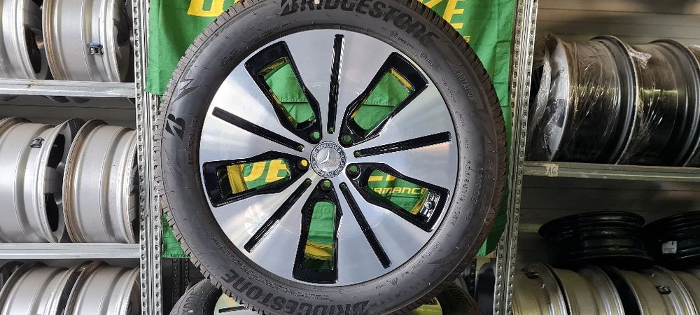 Set complet roti Mercedes EQC/ GLC  235 55 R 19 Pirelli / Bridgestone