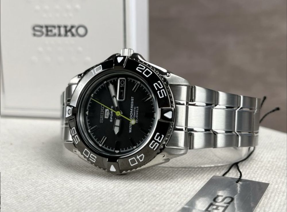 Seiko 5 - SNZB23J1 – Made in Japan – Nou / Nepurtat