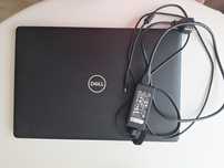 Laptop Dell Inspiron 3584