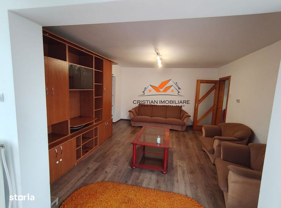 Apartament 3 camere, etaj 1, Cetate-Piata!