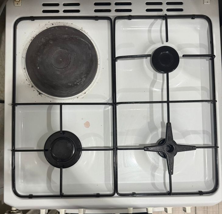 Продам газ плиту