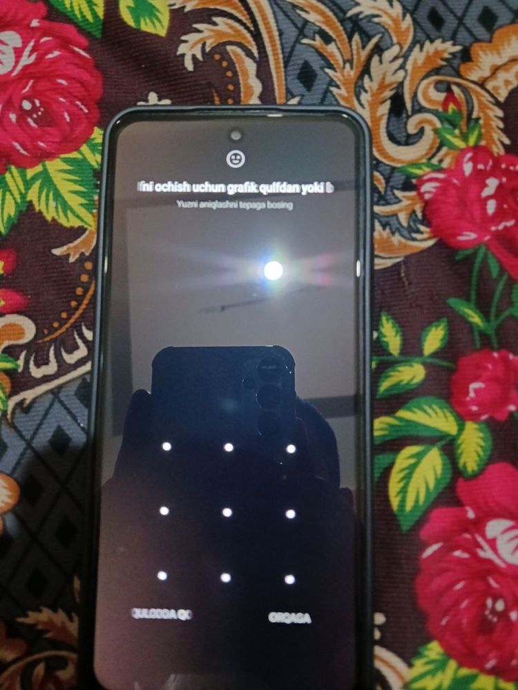 Redmi 12.             Xotira 128/8.