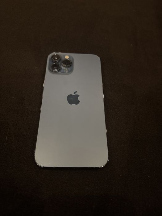 Iphone 12 Pro Max .in stare perfecta fara zgarieturi