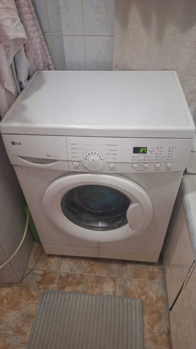 Продам стиральную машину