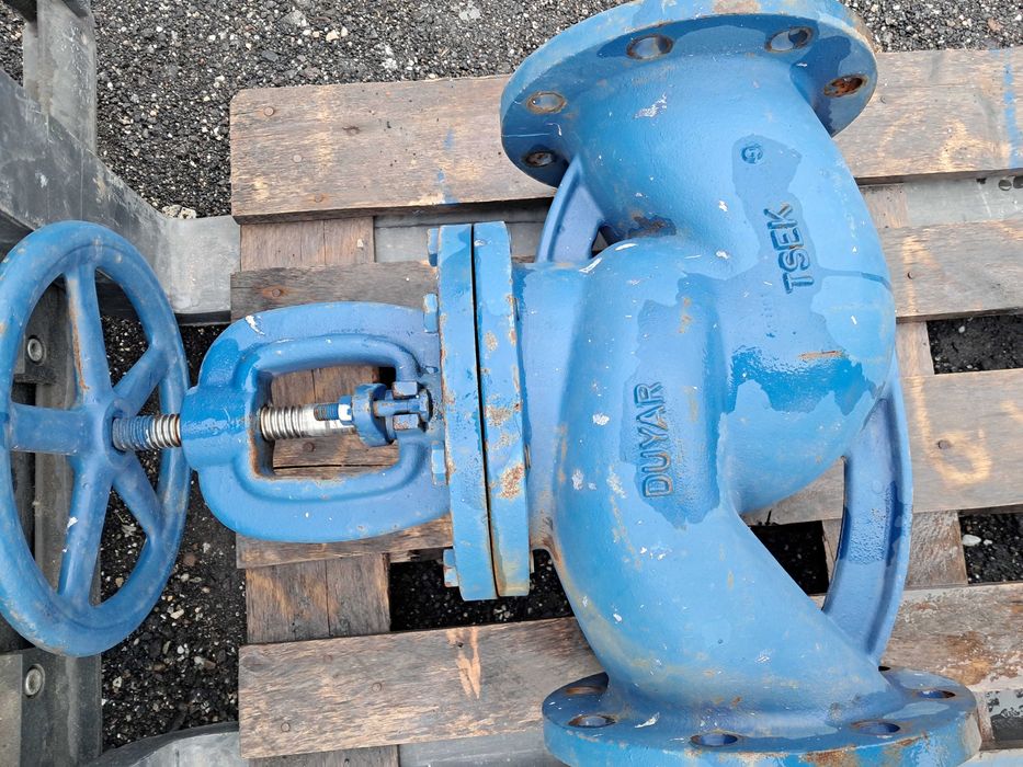 Сферичен спирателен вентил DUYAR PN16 DN 150