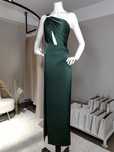 Inchiriere / Vânzare Rochie lunga de ocazie verde din satin (nu MLH, C