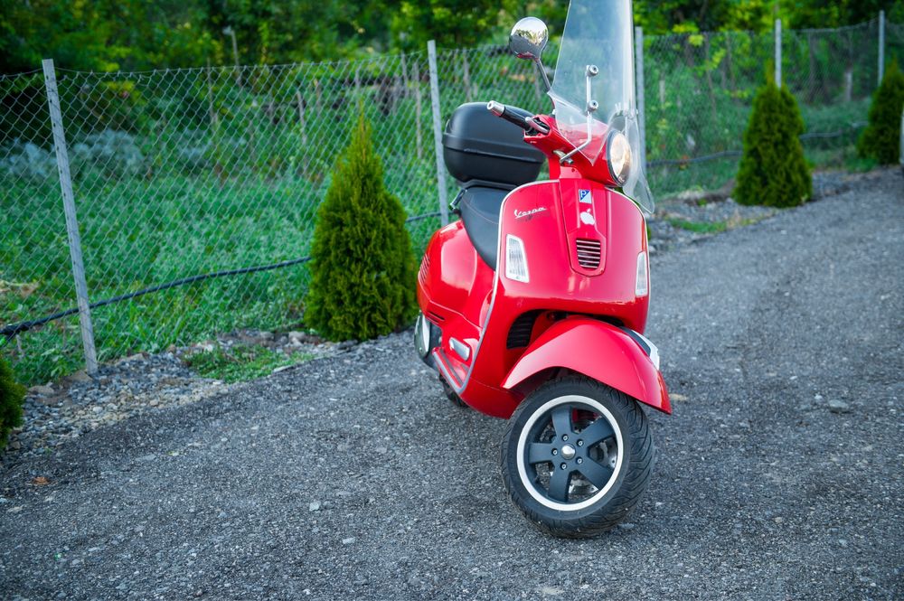 Piaggio Vespa 300GTSie