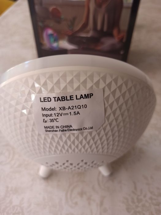 Нощна лампа Bluetooth високоговорител със светлина, безжично зарядно,