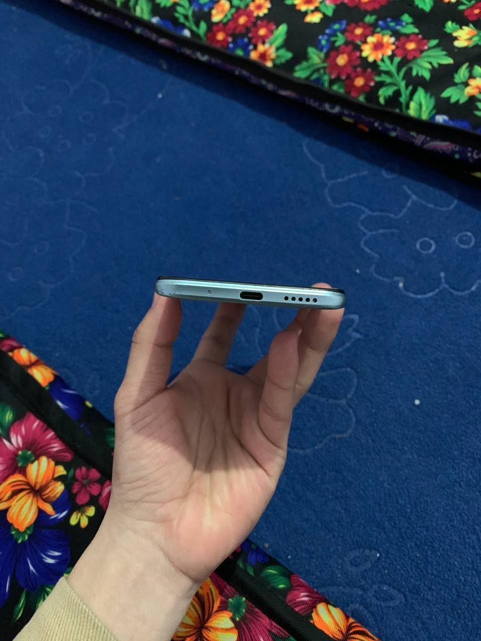Redmi 10S.  Sotiladi