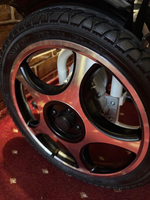 Scaun cu rotile electric,carje,wc mobil ,cadru