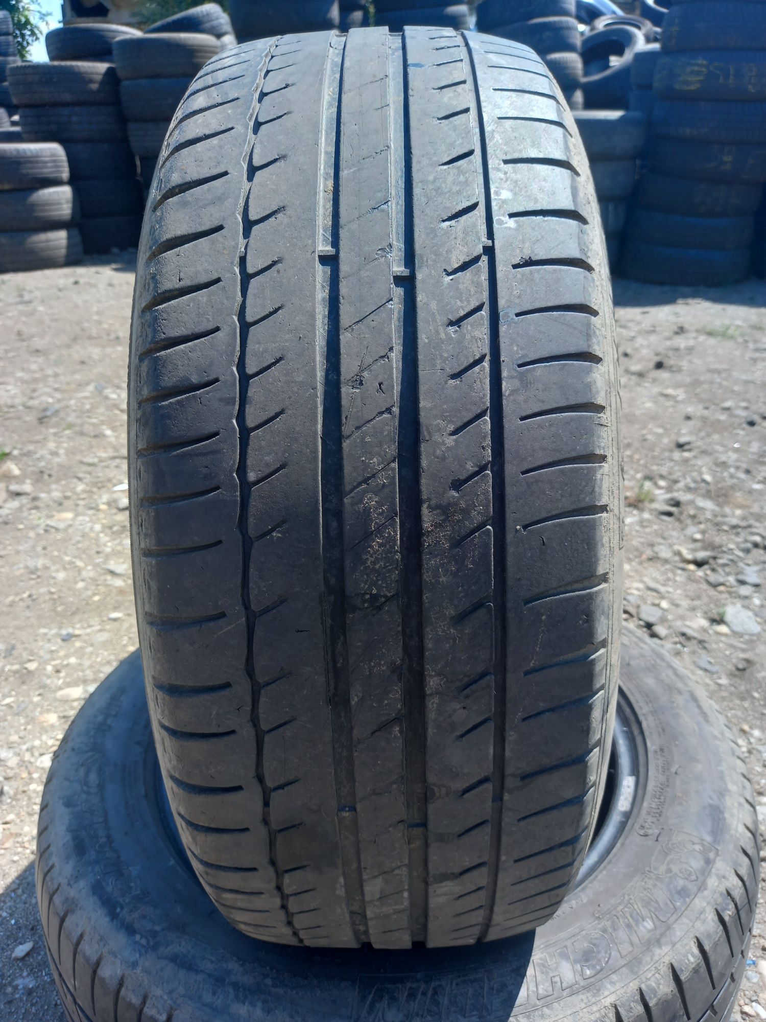 Vand 2 anvelope 215 55 16 michelin bune am si 1 buc