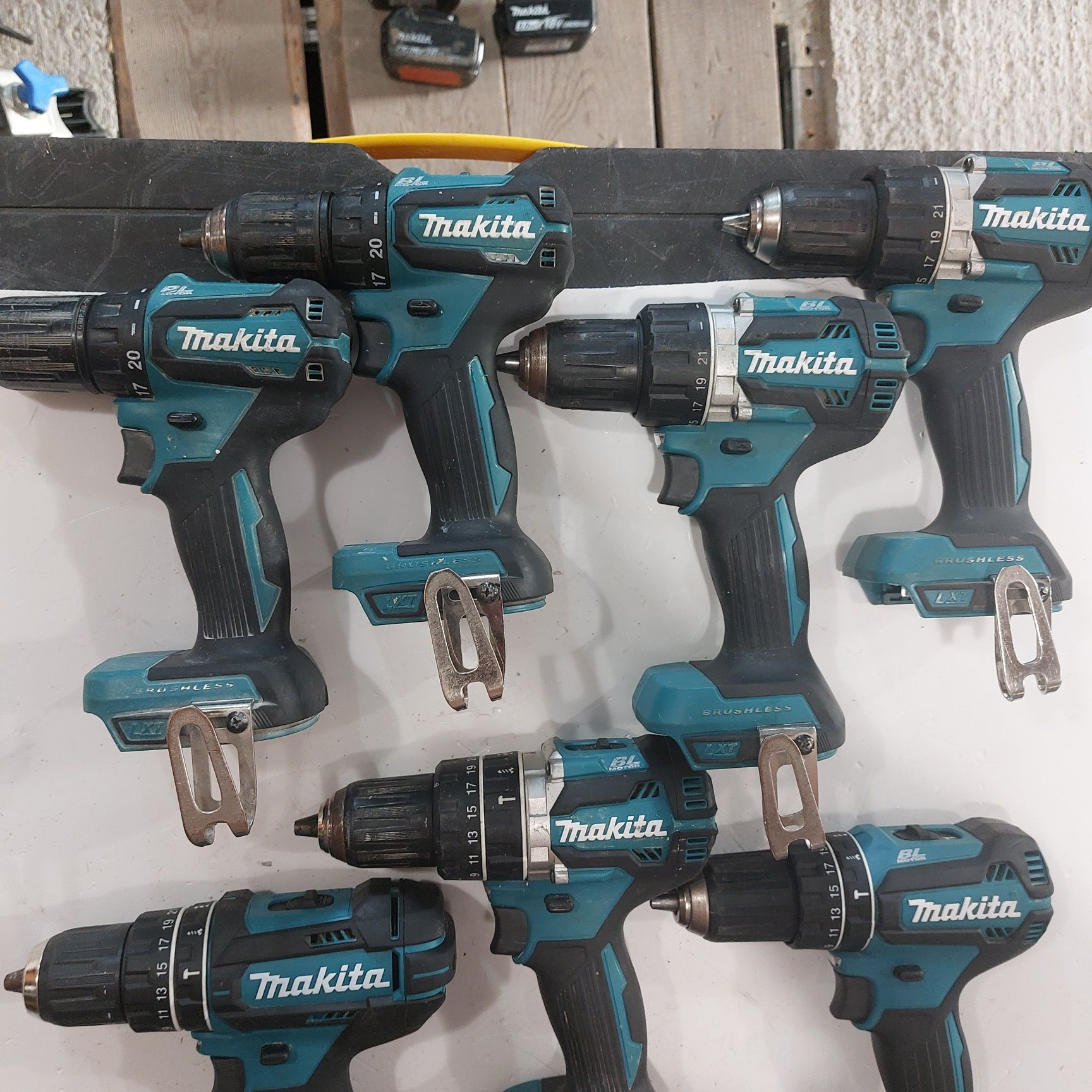 Безчеткови акумулаторни винтоверти Макита Makita 18 V DDF DHP