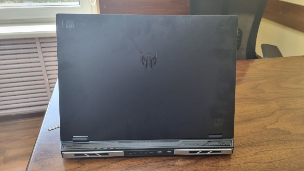 Acer predator helios 16
