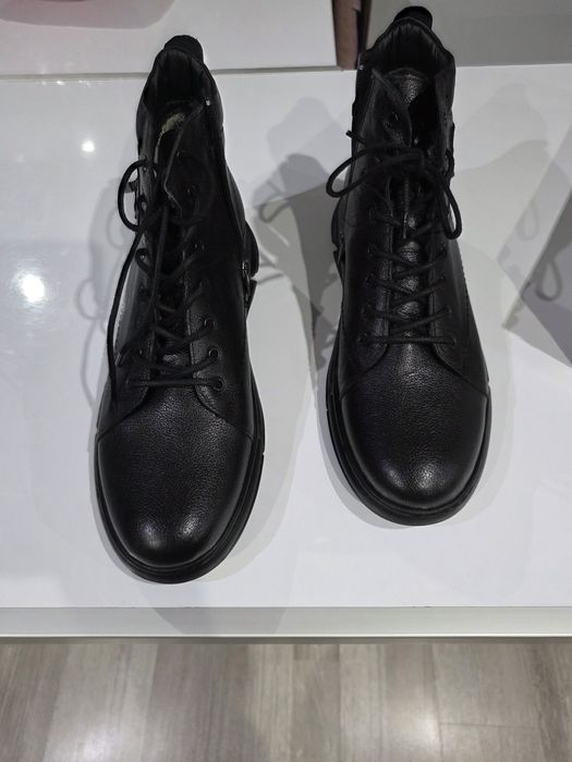 Мъжки боти от естествена кожа