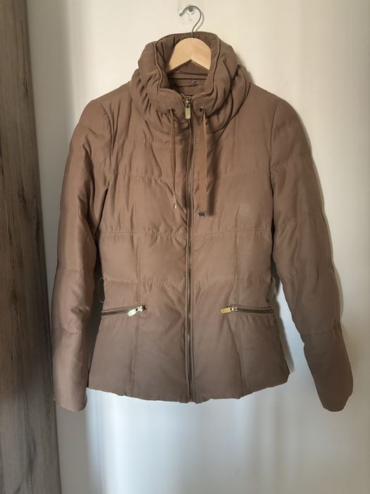 Geaca Zara din puf si pene - marimea M/38 - impecabila, fara defecte