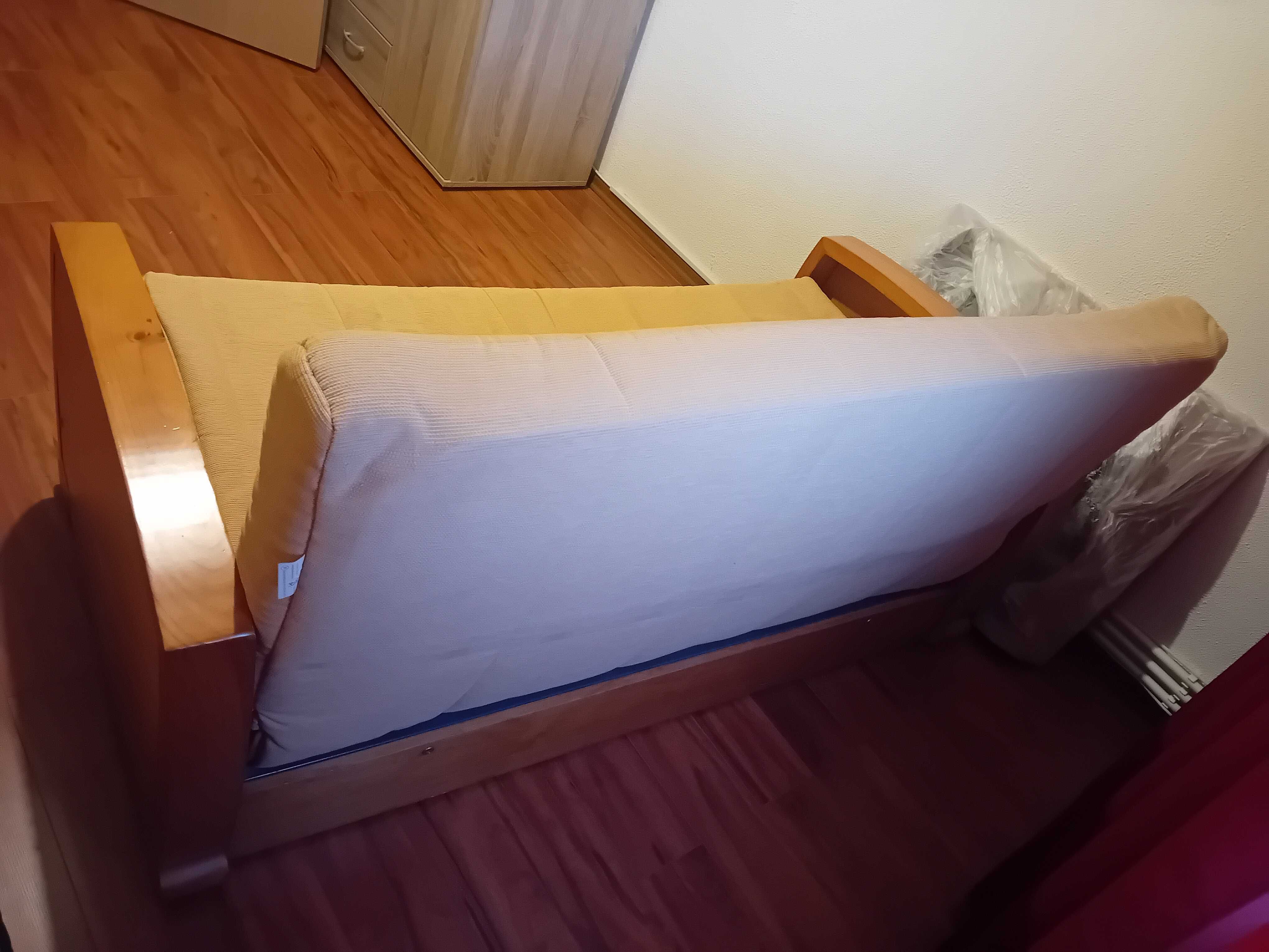 Canapea extensibilă