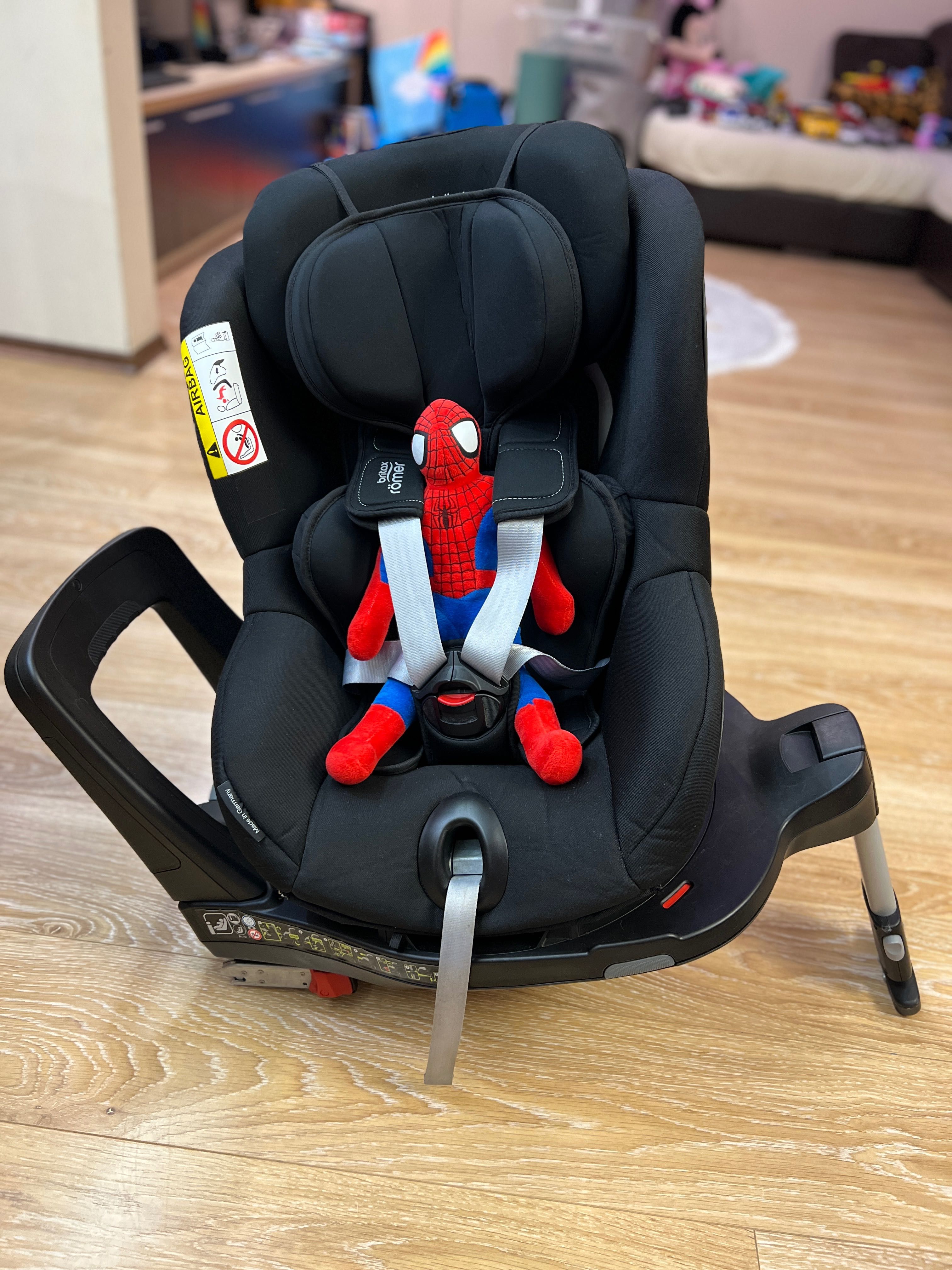 Столче за кола Britax Roemer i-SIZE