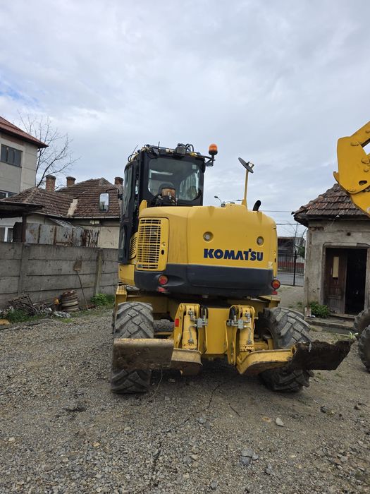 Excavator Komatsu 13.5 tone