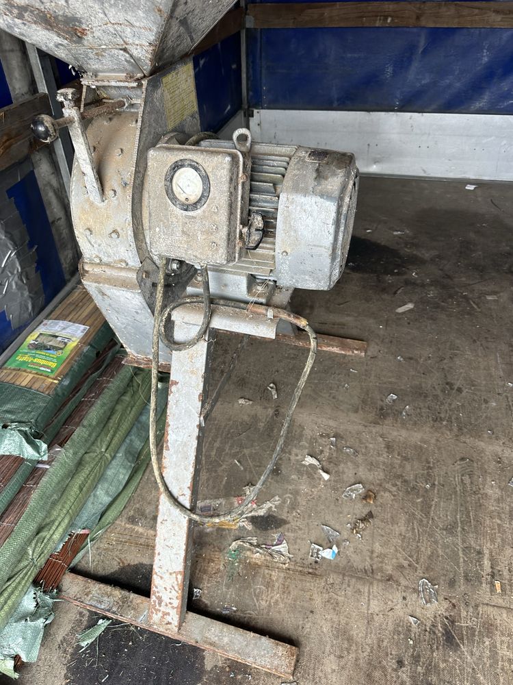 Moara penztru cereale la 380v