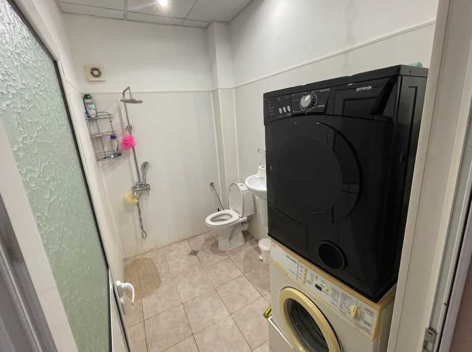 Дава се под наем Тристаен апартамент в Бургас, Възраждане - 80 кв.м за 300 € - Снимка #5