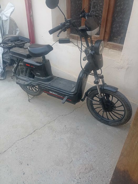 elektro skuter bonvi
