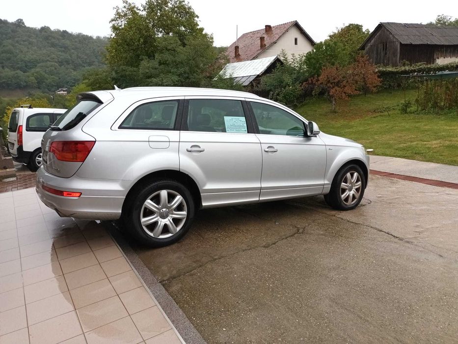 Audi Q7 3.0 TDI S-line – Stare excelentă – Al doilea proprietar