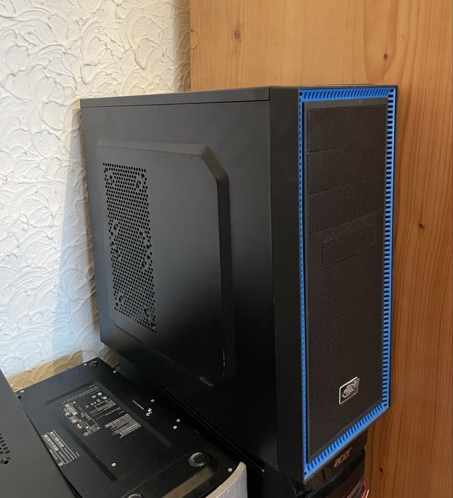 carcase pc gaming deepcool tesseract si alte modele