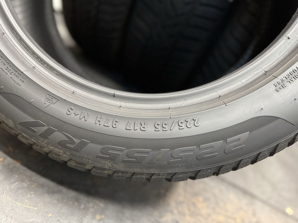 225 55 17, Зимни гуми, Pirelli SottoZero3, 4 броя