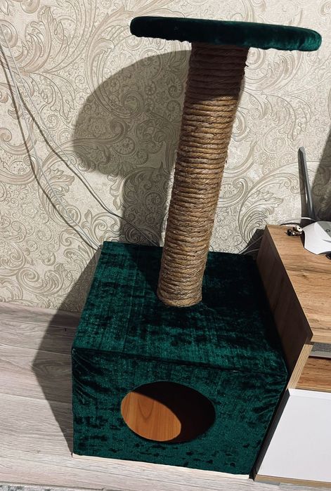 Когтеточка домик