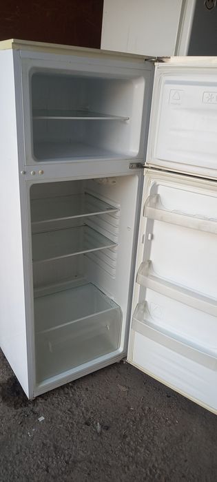 Срочно продаётся холодильник