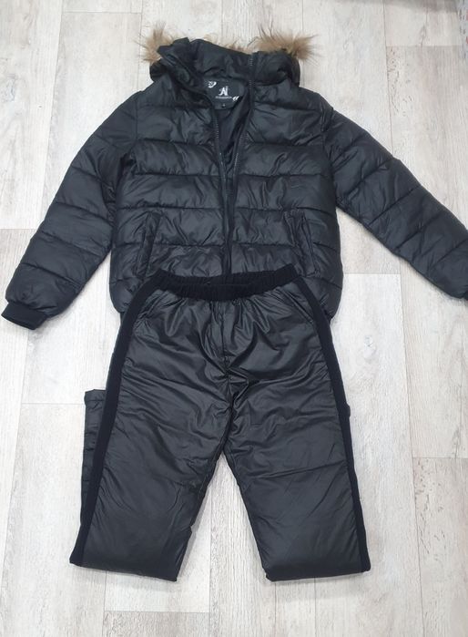 Продам зимний костюм