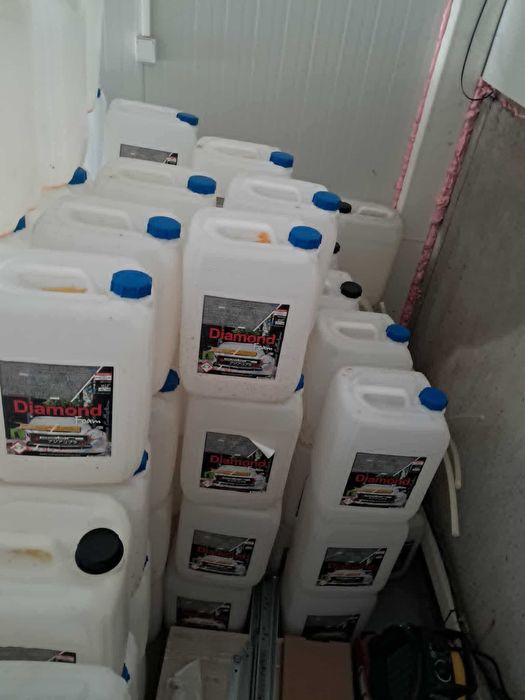 Пластмасови туби 20 литра