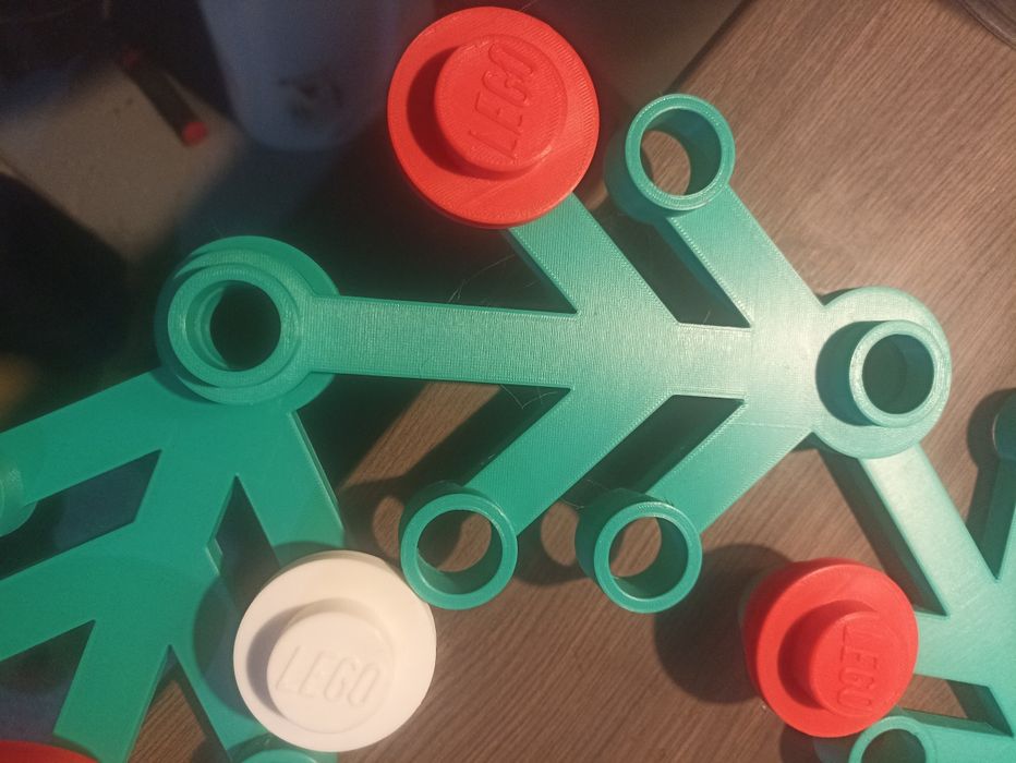 Vând coroniță Crăciun Lego printata 3D