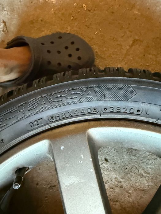 Зимни гуми Lassa с комплект джанти 17 за Volkswagen 5x112